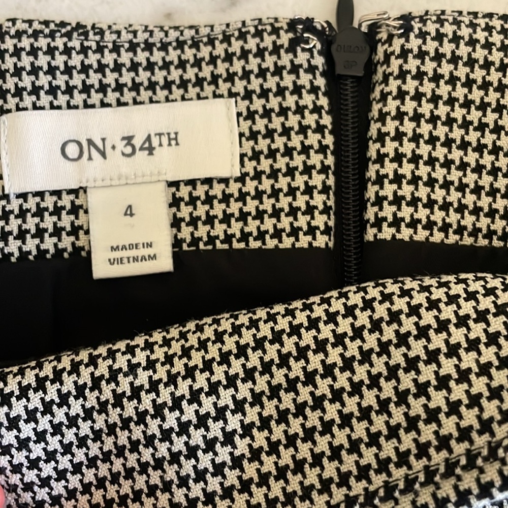 On 34th Macy’s Women’s nwt new woven houndstooth black white pencil skirt size 4 - Picture 7 of 8